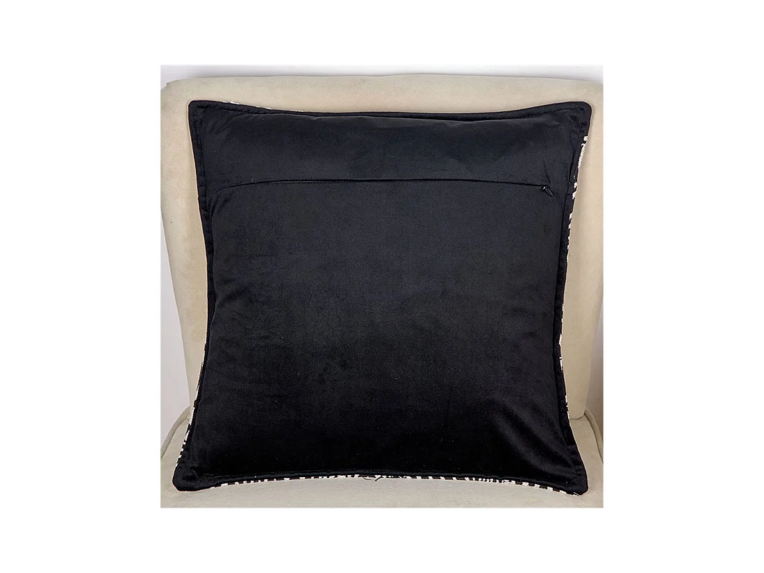 Cojin 45*45 cebra blanco negro jacquard chenilla con relleno 400 gr pam