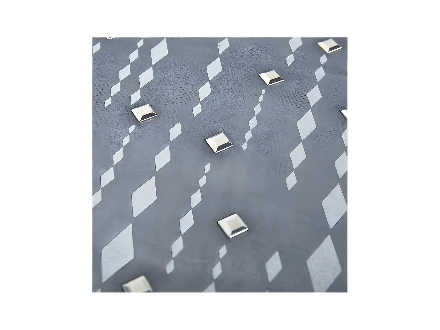 Cojin 53*33 gris tiras espejos con relleno 380 gr yvette