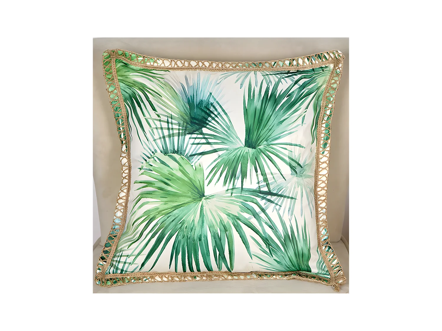 Cojin 45*45 ramas verdes tipo seda flecos yute con relleno 400 gr yute