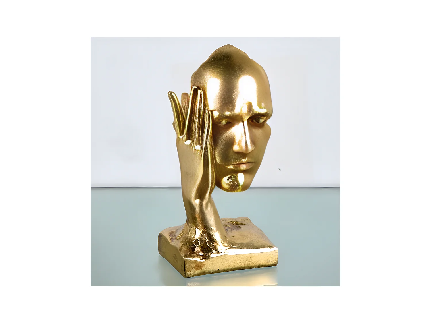 Mascara oir con base 30cm dorada resina malena