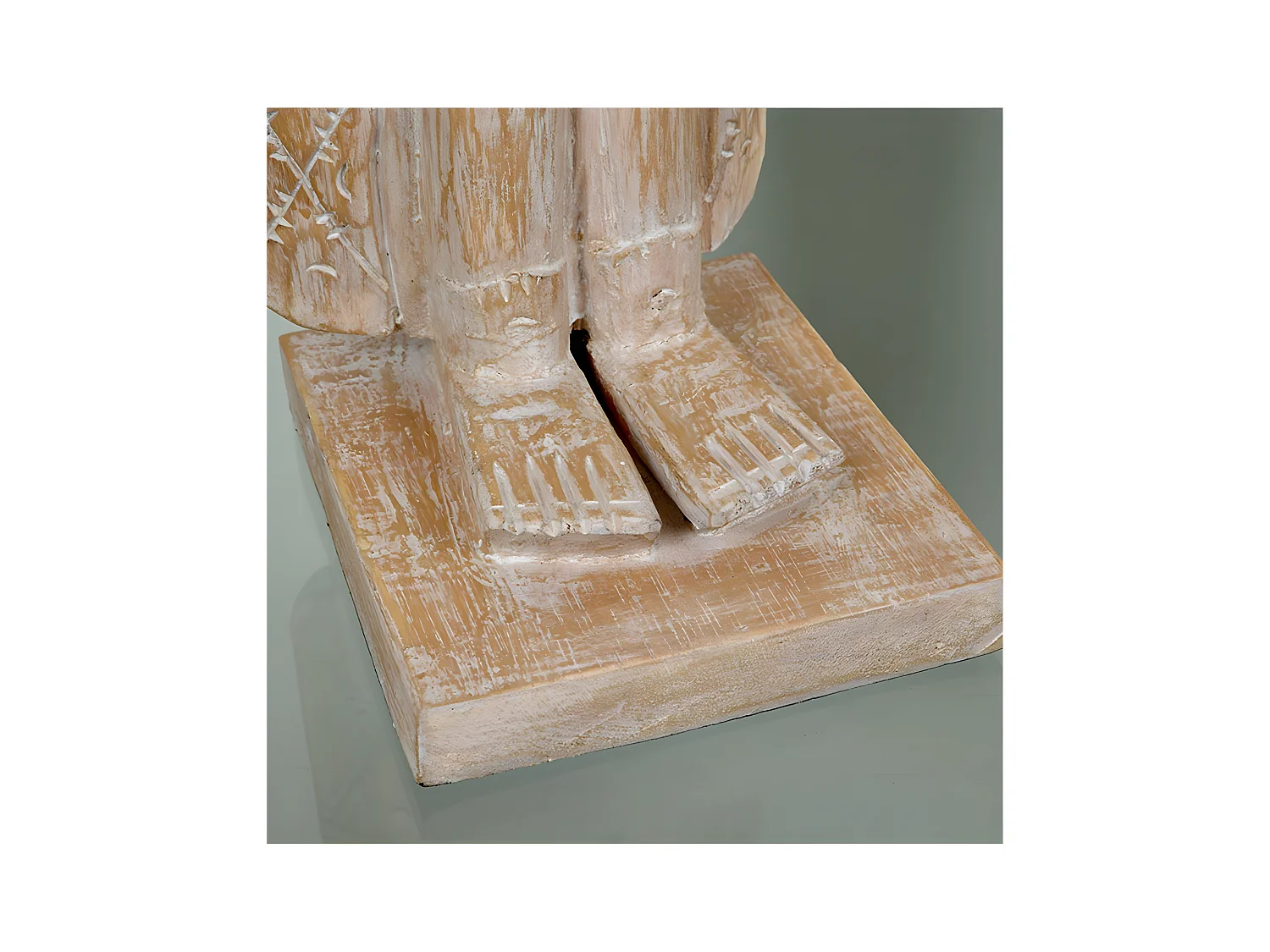 Pareja de figuras de dioses balineses en madera tallada bali