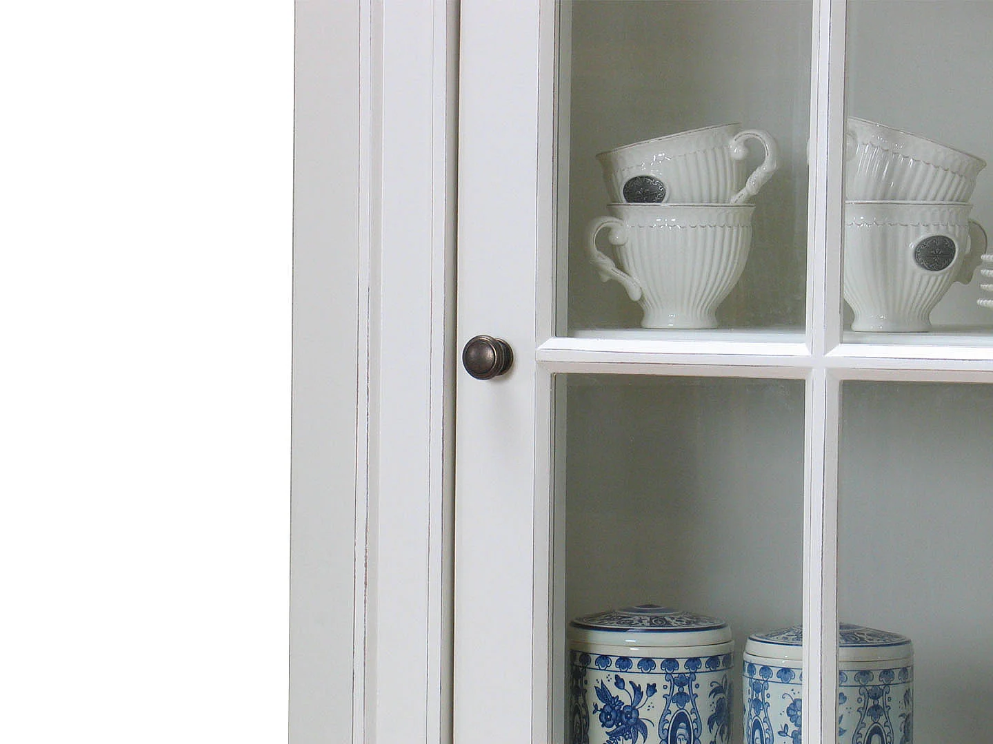 Amaretta Armoire d'angle vintage, blanc, vintage patiné, largeur 55 cm, hauteur 200 cm.