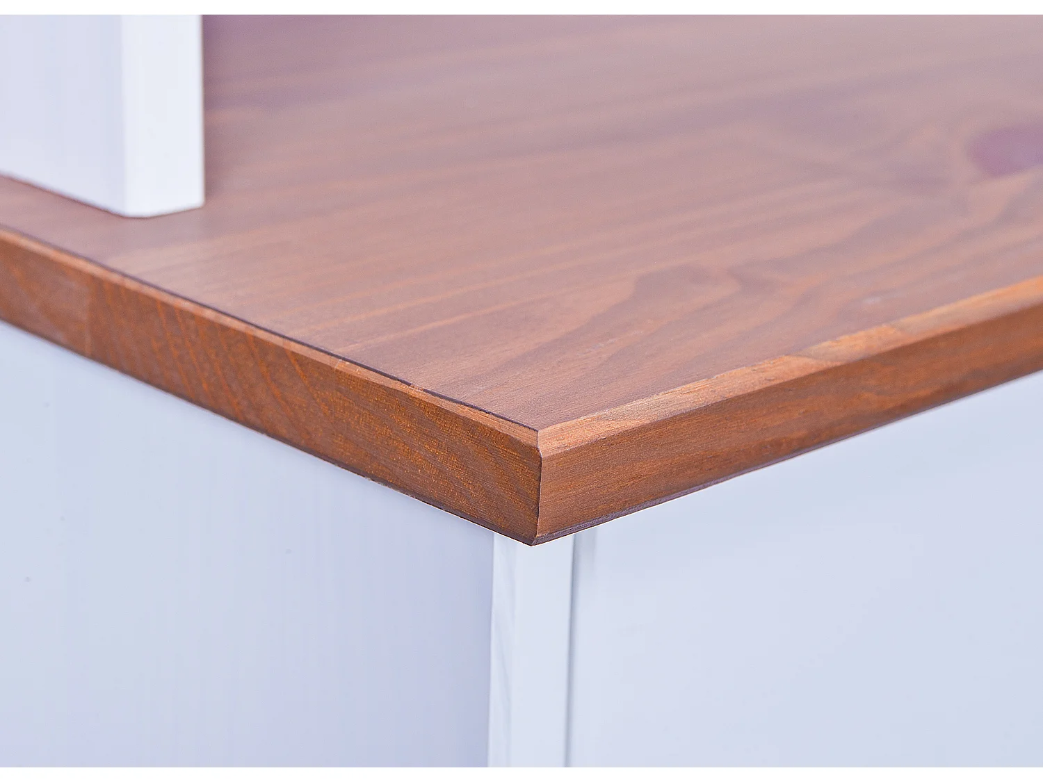 Wright Sideboard 3 Türen, 2 Glastüren, 3 Schubladen, 3 offene Fächer, weiss, braun.