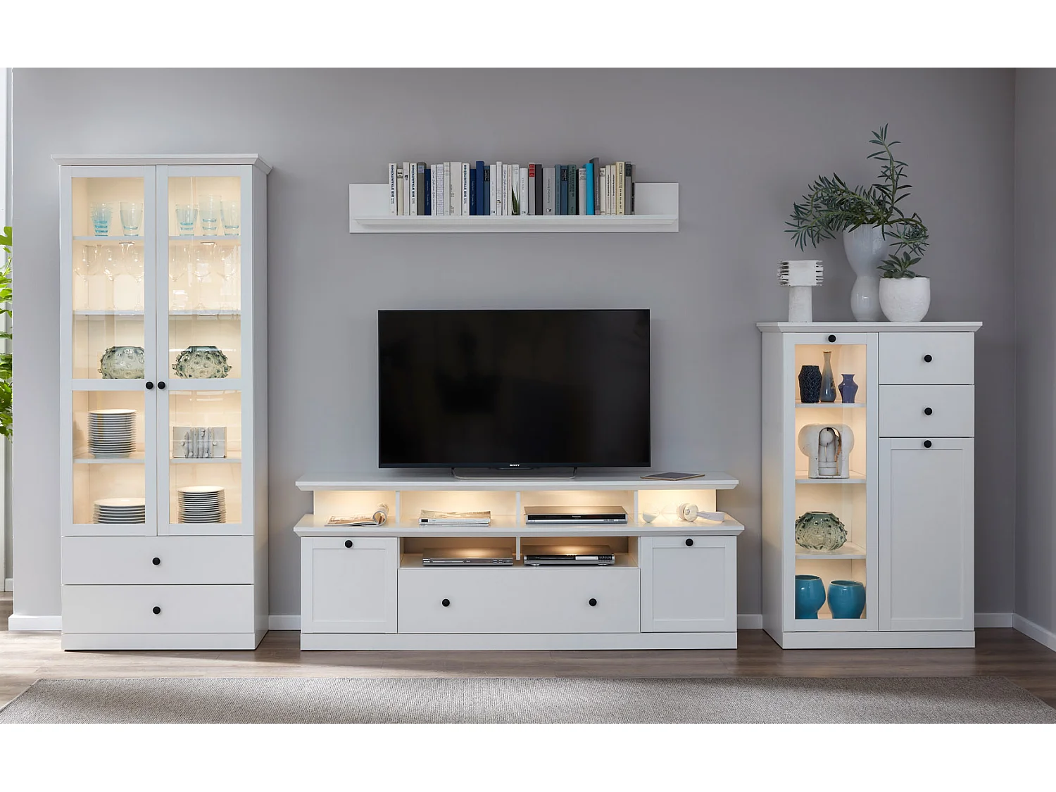 BrandsonBaxter Vitrine 81 x 129 cm 2 portes, 2 tiroirs, blanc.