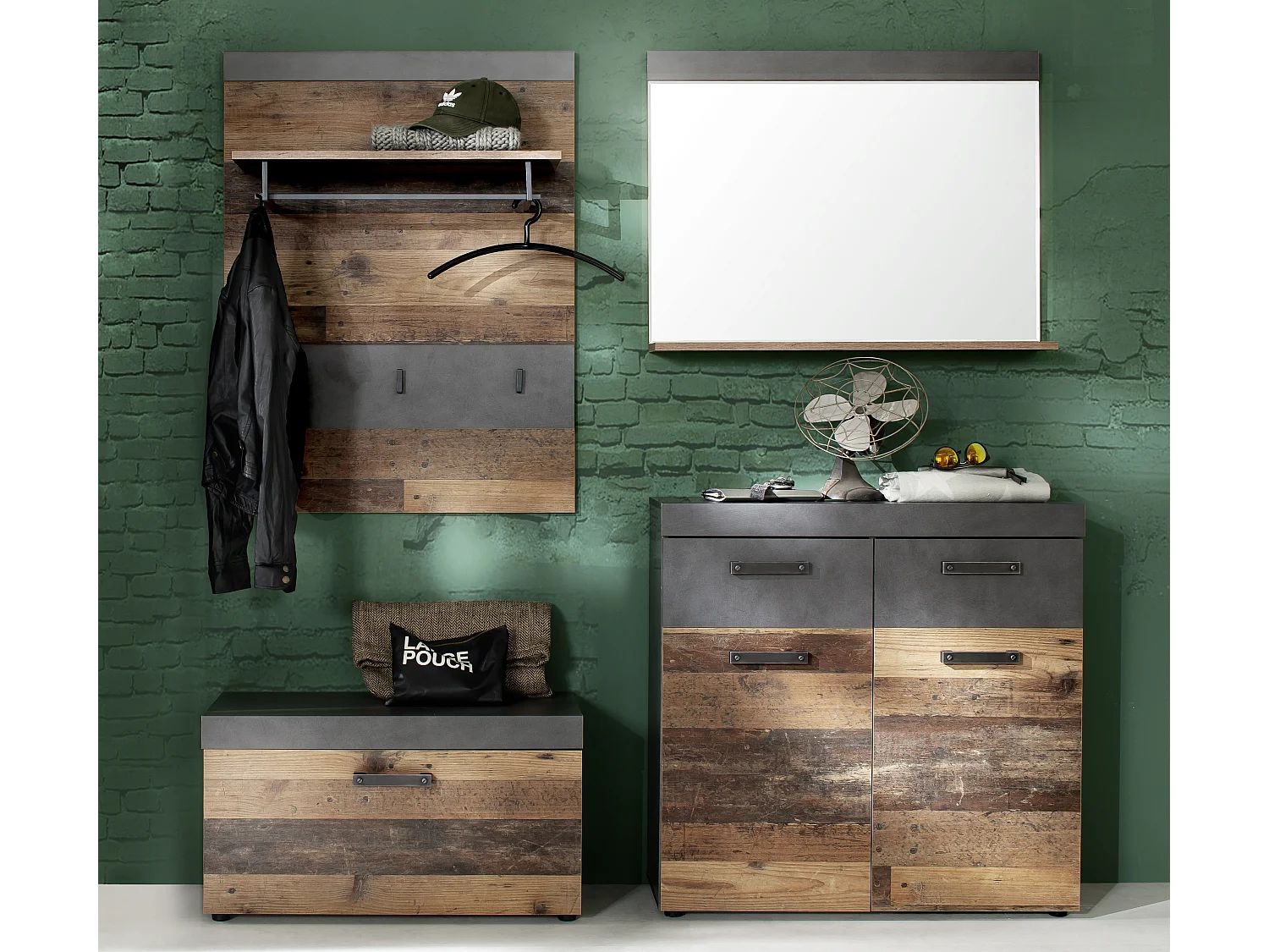 Irwin Agencement d'armoire D, style gris Matera, look vieux bois.