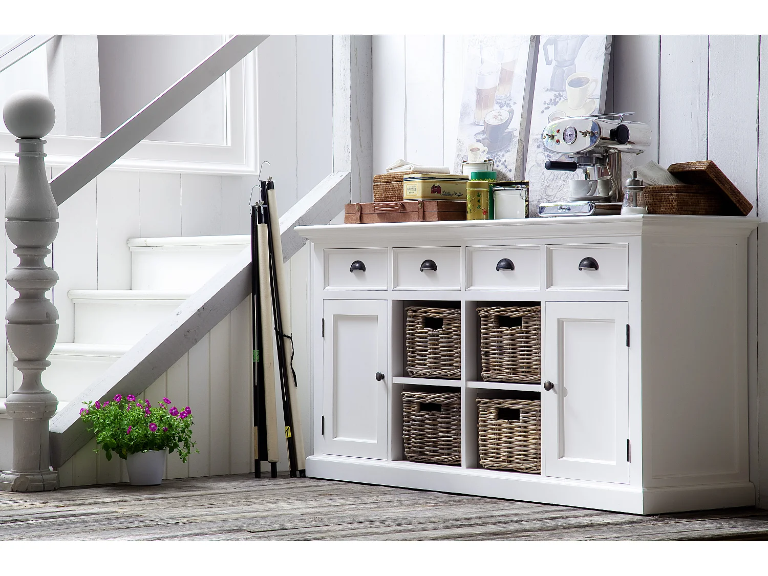 Halifax Buffet avec 2 portes, 4 paniers et 4 tiroirs, blanc.