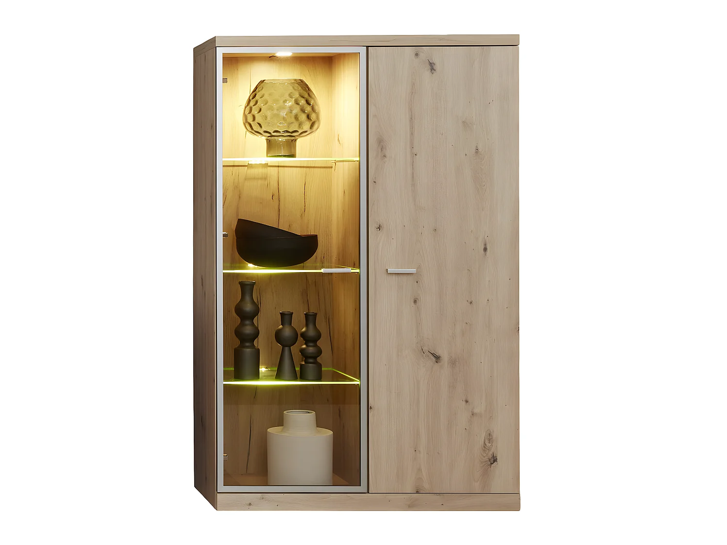 Echo Vitrine 2 portes, incl. Décor de chêne clair, verre teinté brun avec cadre en aluminium nickel mat.