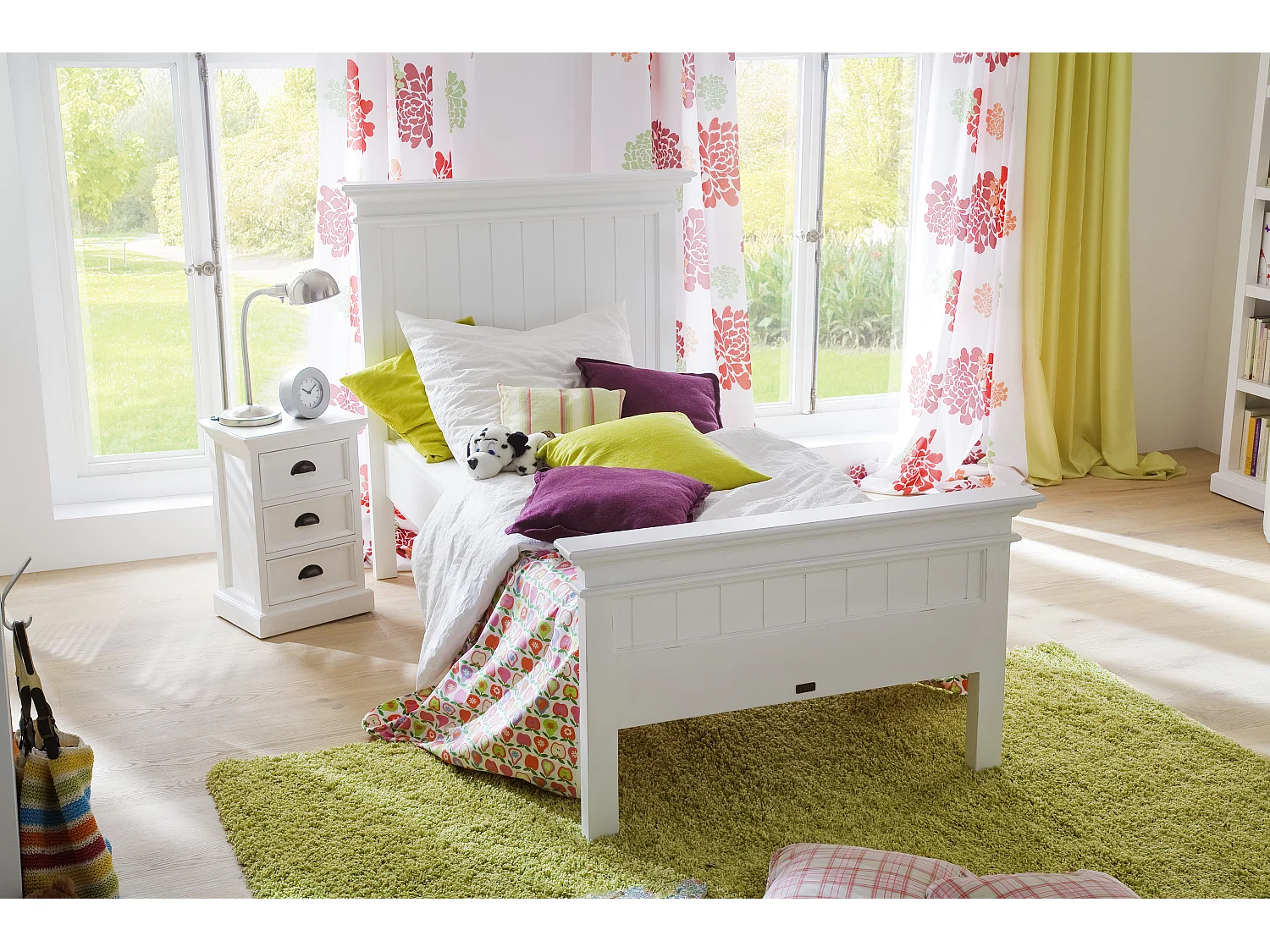 Halifax nachtkastje met 3 lades, in wit.