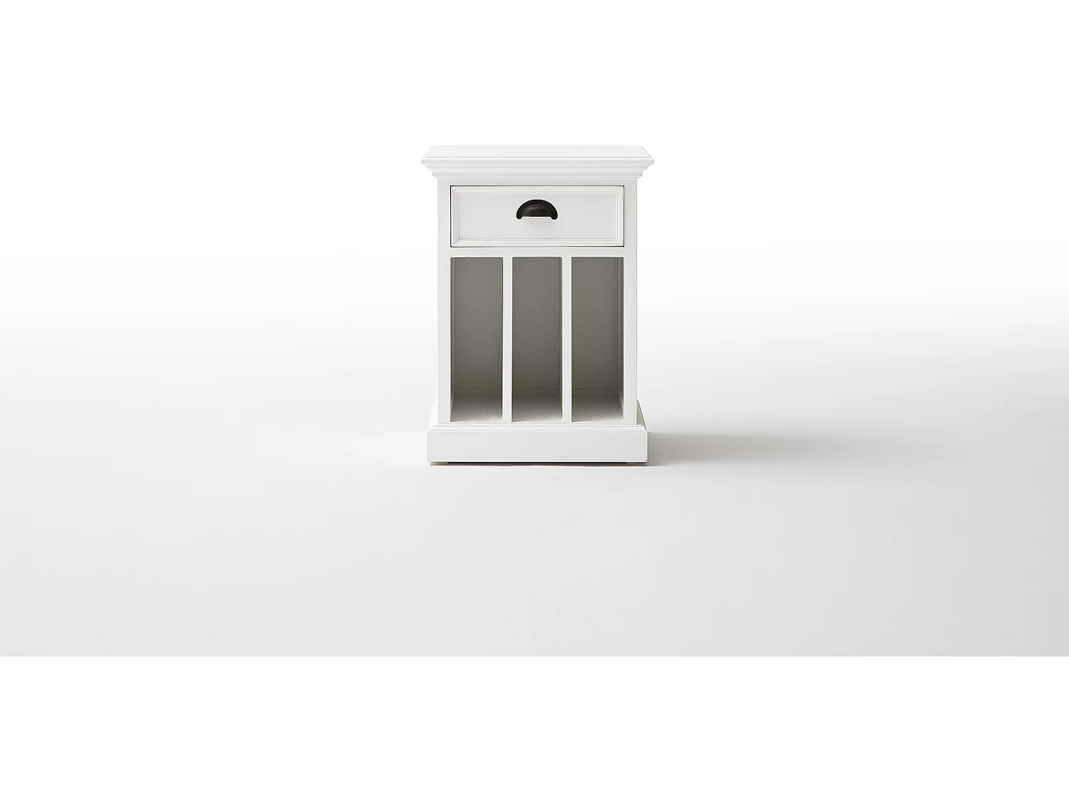 Halifax nachtkastje met lade, in wit.