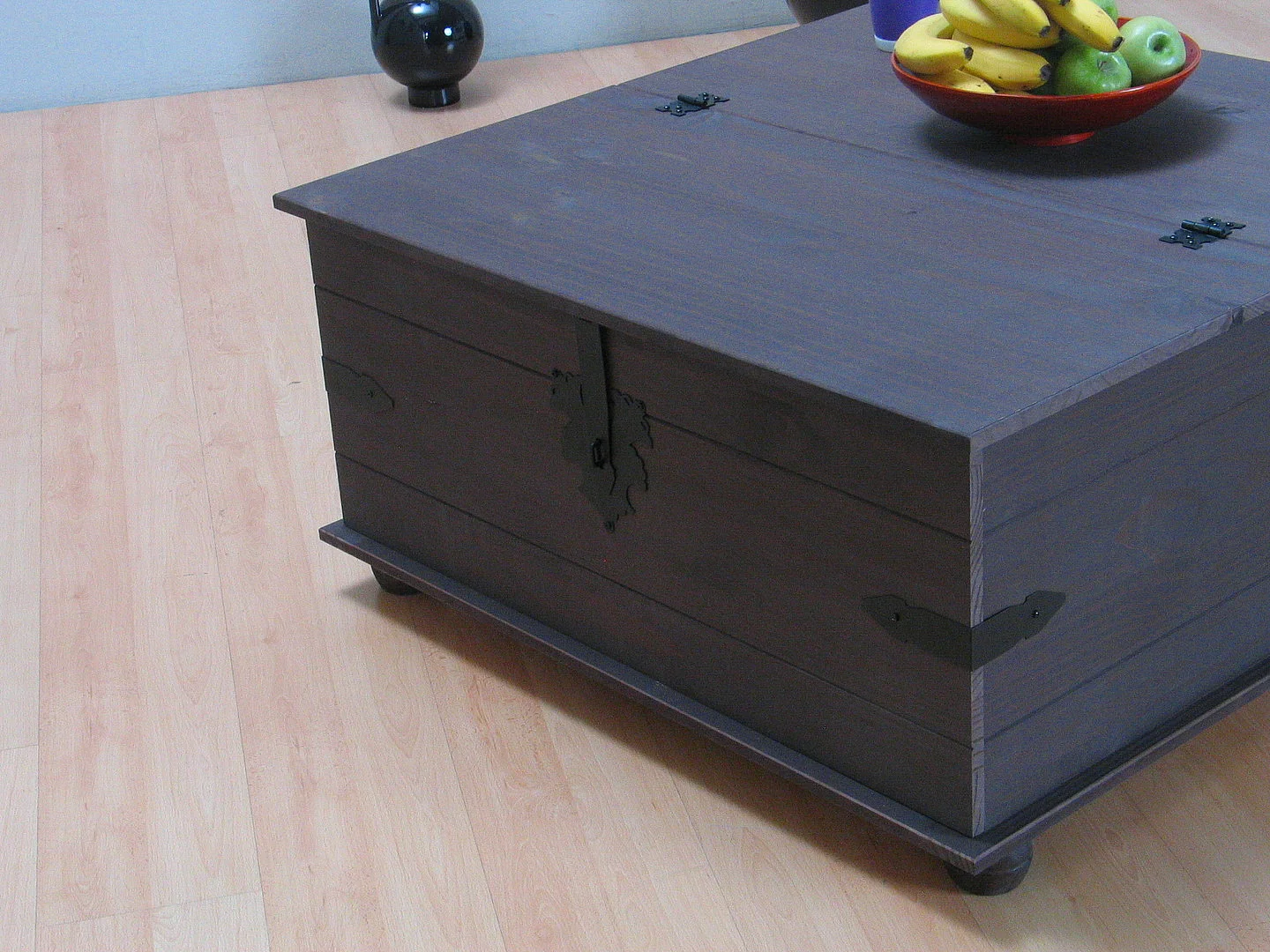 Tavolino da caffè New Mexico con 5 cassetti 91x91 coloniale, mordente/cera.