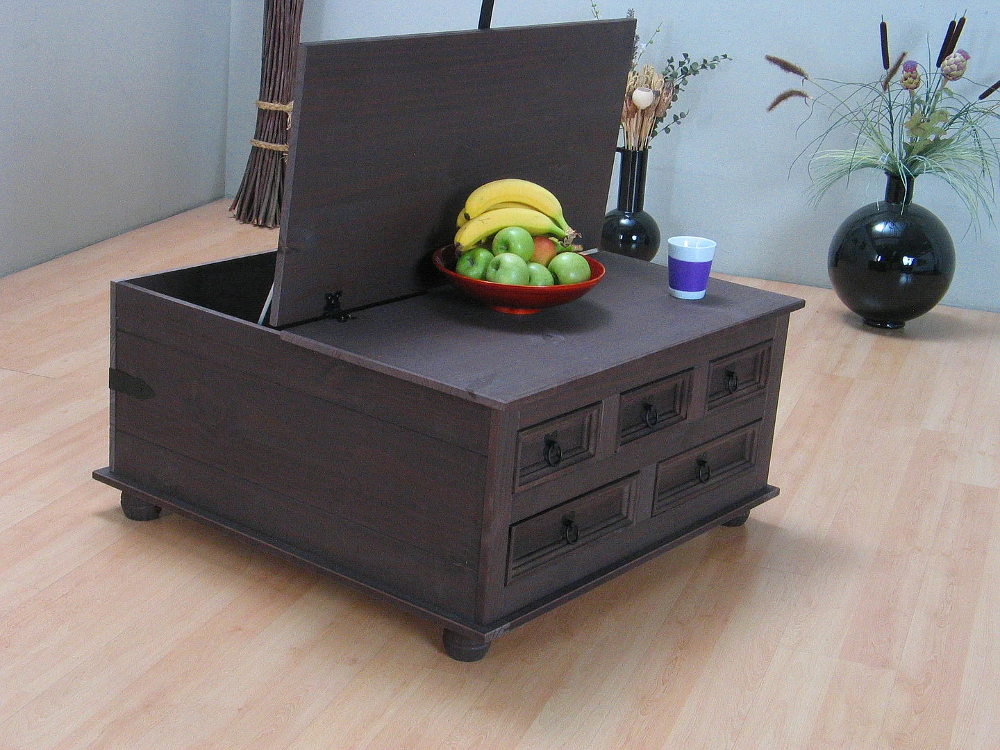 Tavolino da caffè New Mexico con 5 cassetti 91x91 coloniale, mordente/cera.