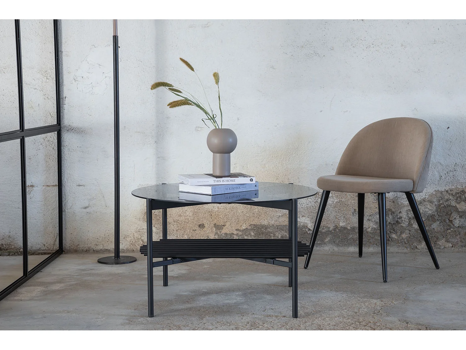 VonStaf Couchtisch mit Ablage Ø80 cm Glas schwarz.