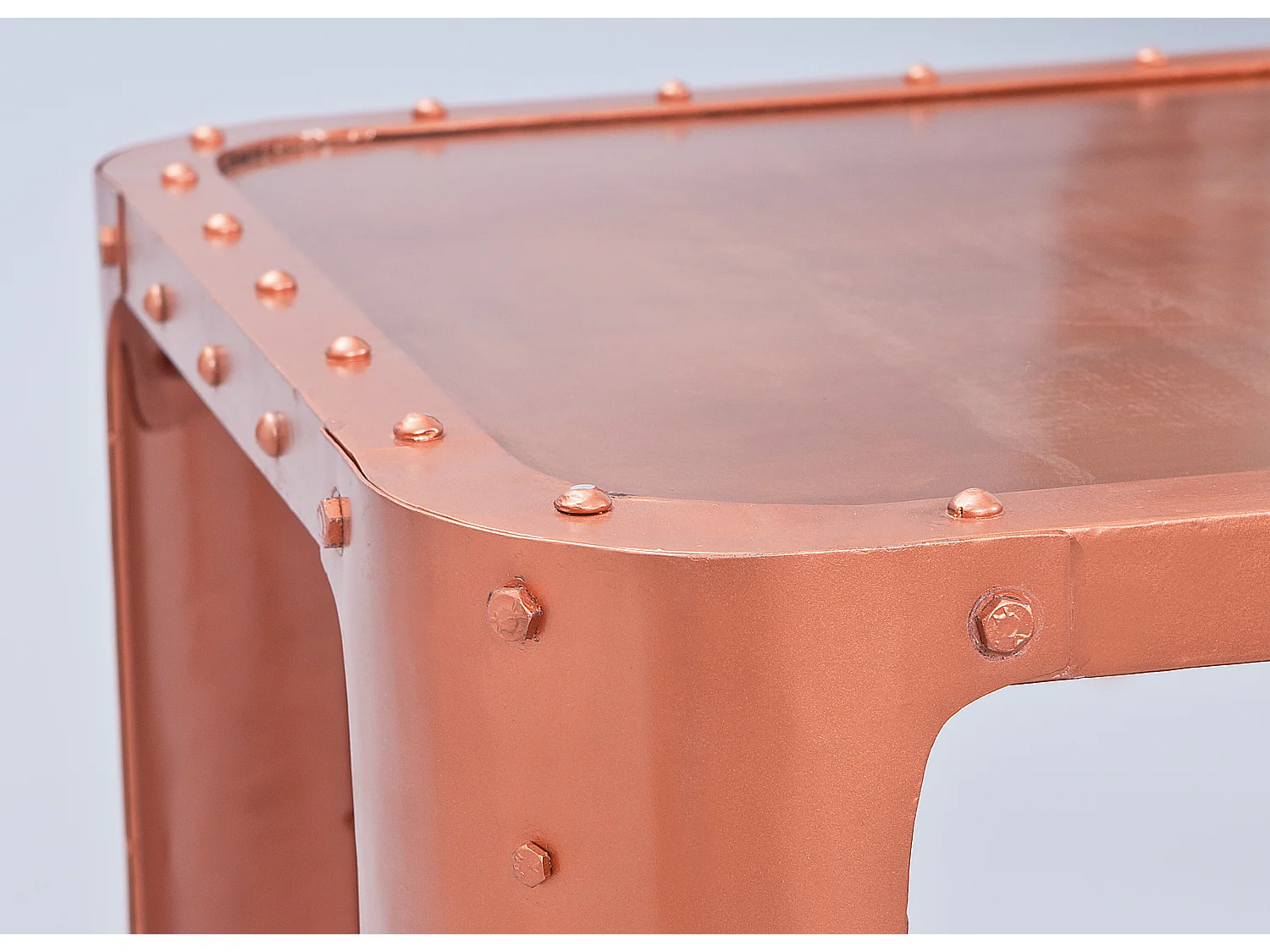 Gorwan Table basse en cuivre.