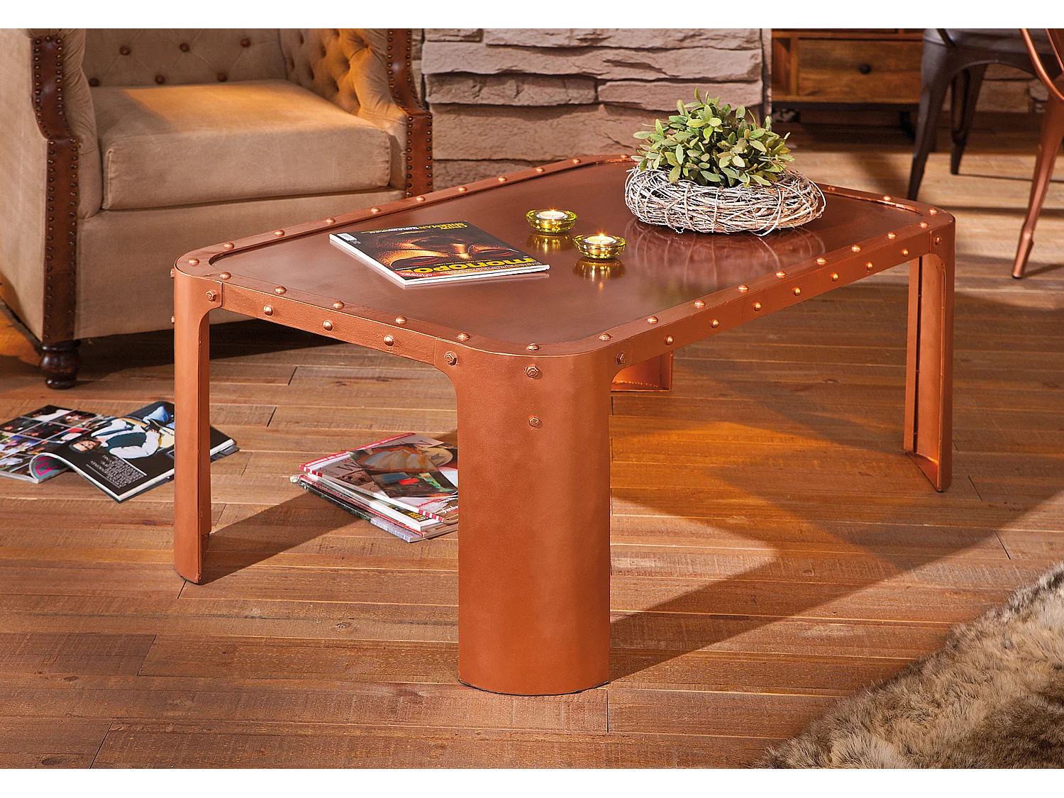 Gorwan Table basse en cuivre.