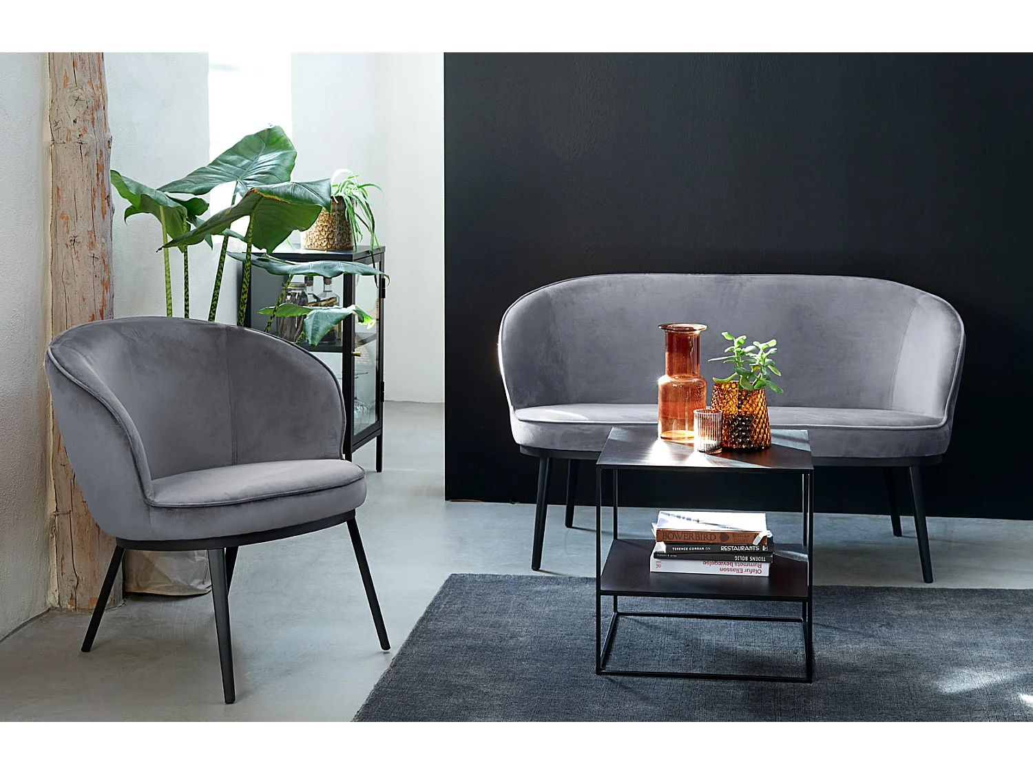 Pebble Table basse 50 x 50 cm, noir.