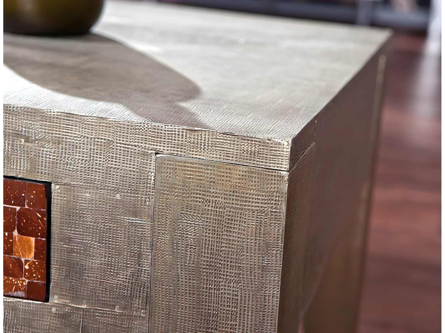 Nopar salontafel 2 lades zilverkleurig, zwart, wit, bruin.