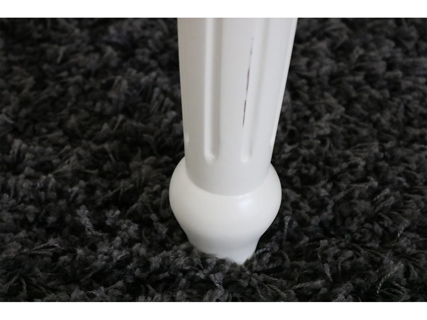 Amaretta Couchtisch antik weiß, antik patiniert 100x100 cm mit 1 Schublade.