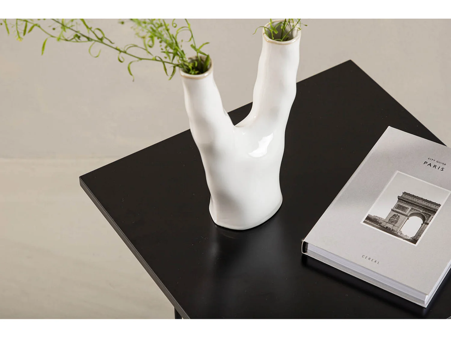 Dayton table d'angle 40x40cm noir.