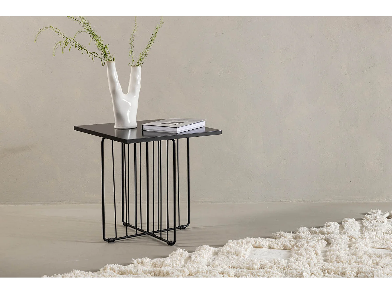 Dayton table d'angle 40x40cm noir.