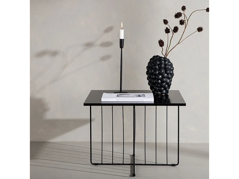 Dayton bijzettafel 40x40cm zwart.