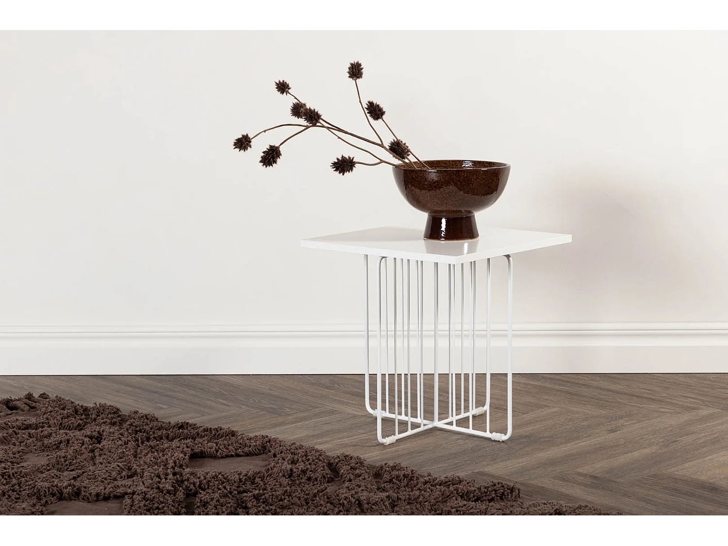 Dayton bijzettafel 40x40cm wit.