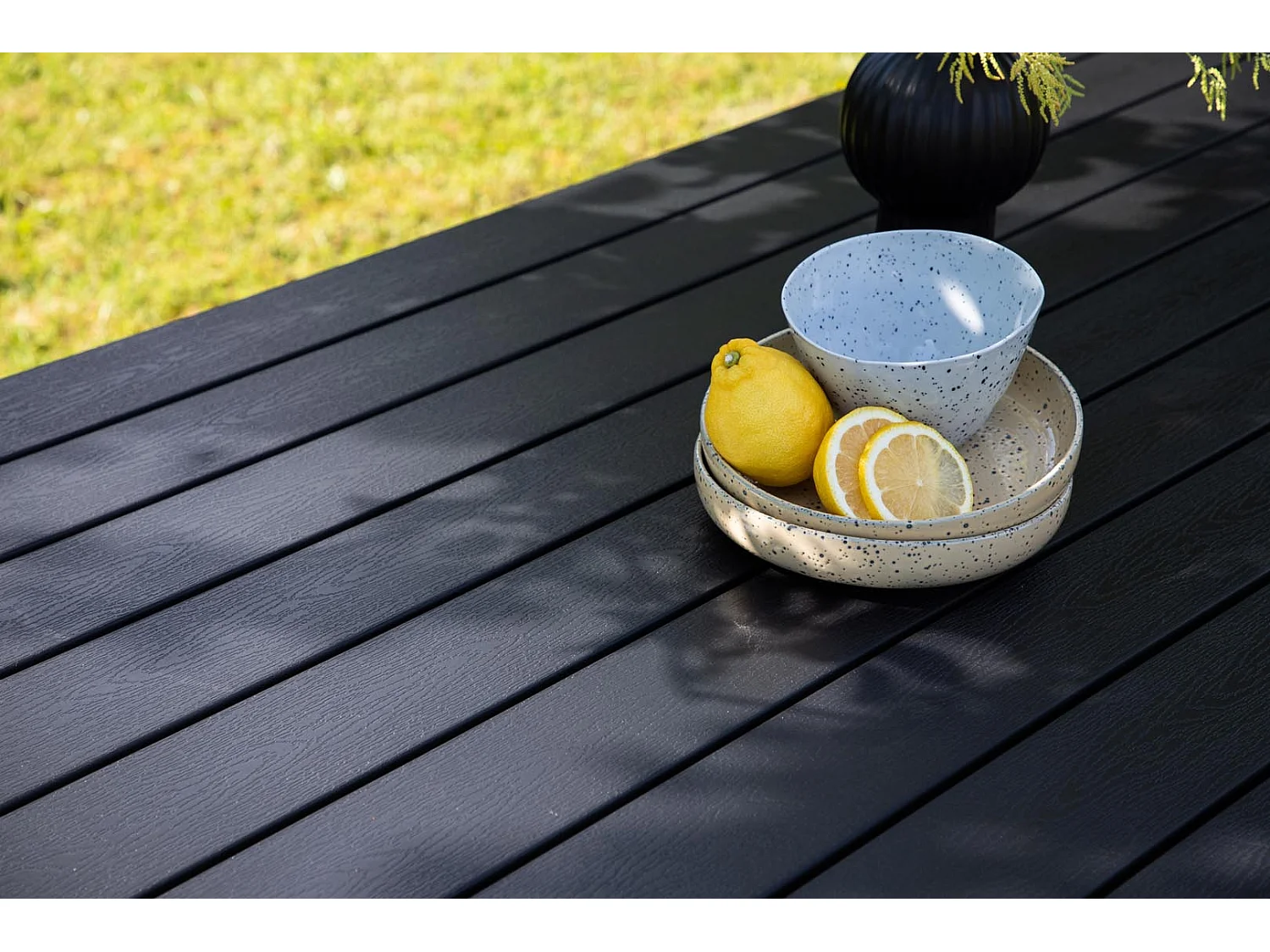 Garcia tuintafel zwart.