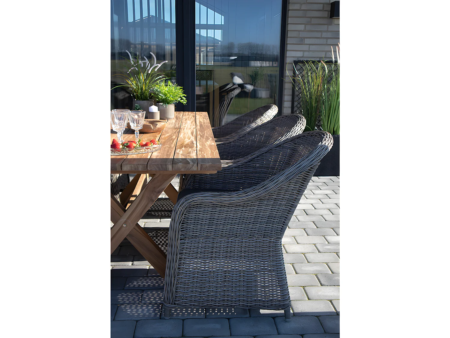Muline Table de jardin 90x200 cm, en teck massif.