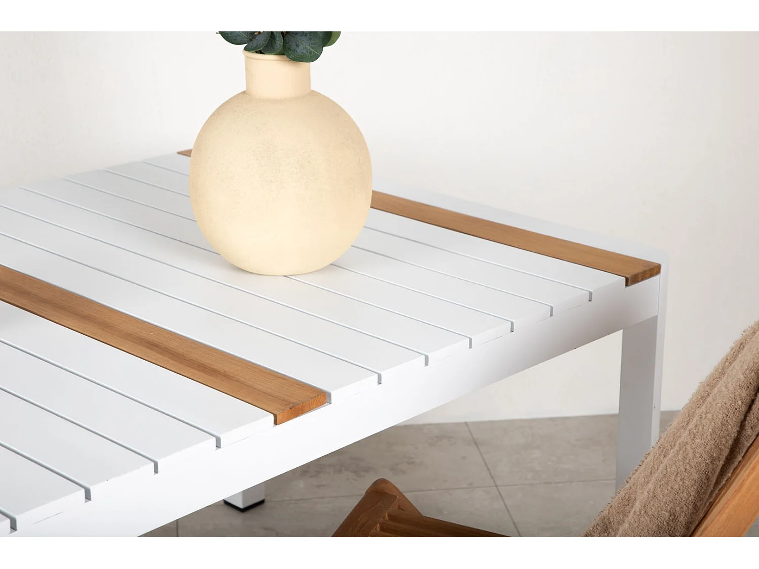 Table de Jardin en Teck "Togo" 150cm Blanc