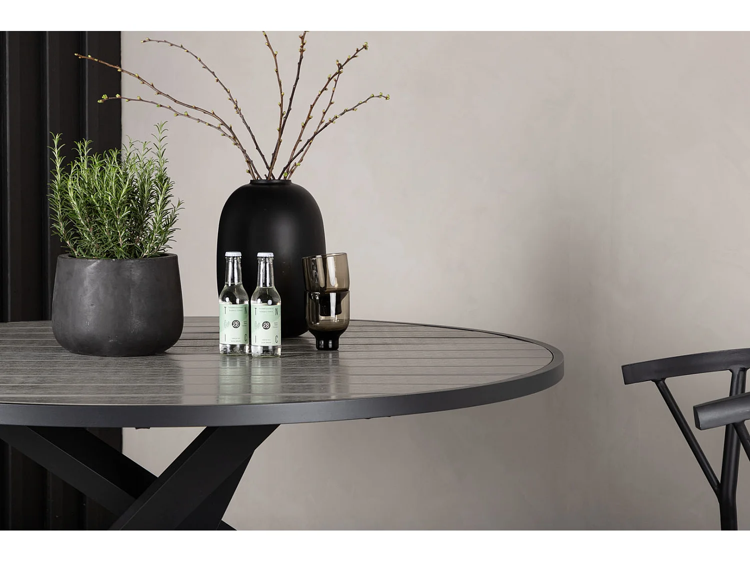 Parma Table de salle à manger Ø140cm, noir, gris.