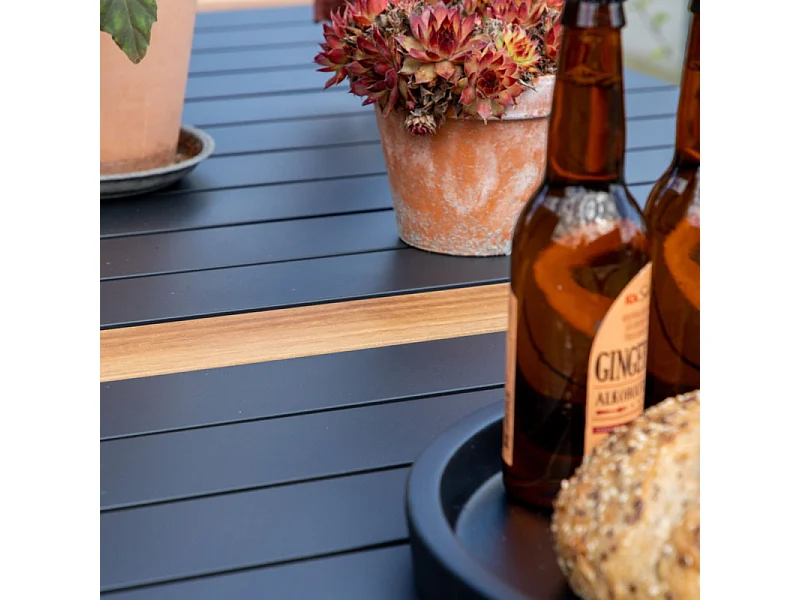 Togo eettafel tuin zwart.