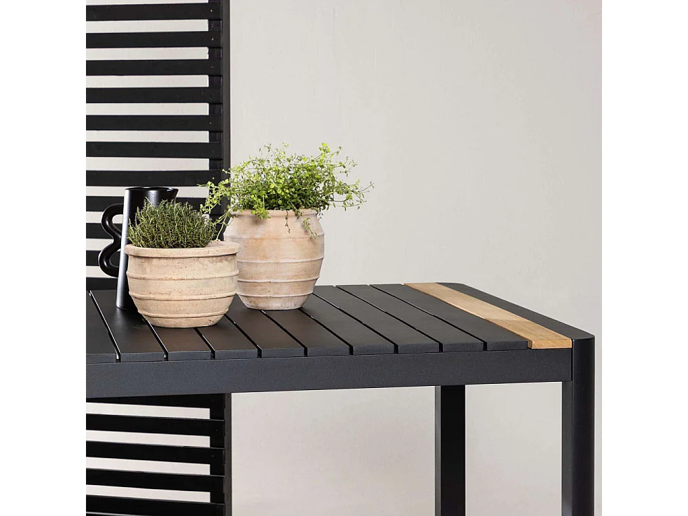 Togo eettafel tuin zwart.
