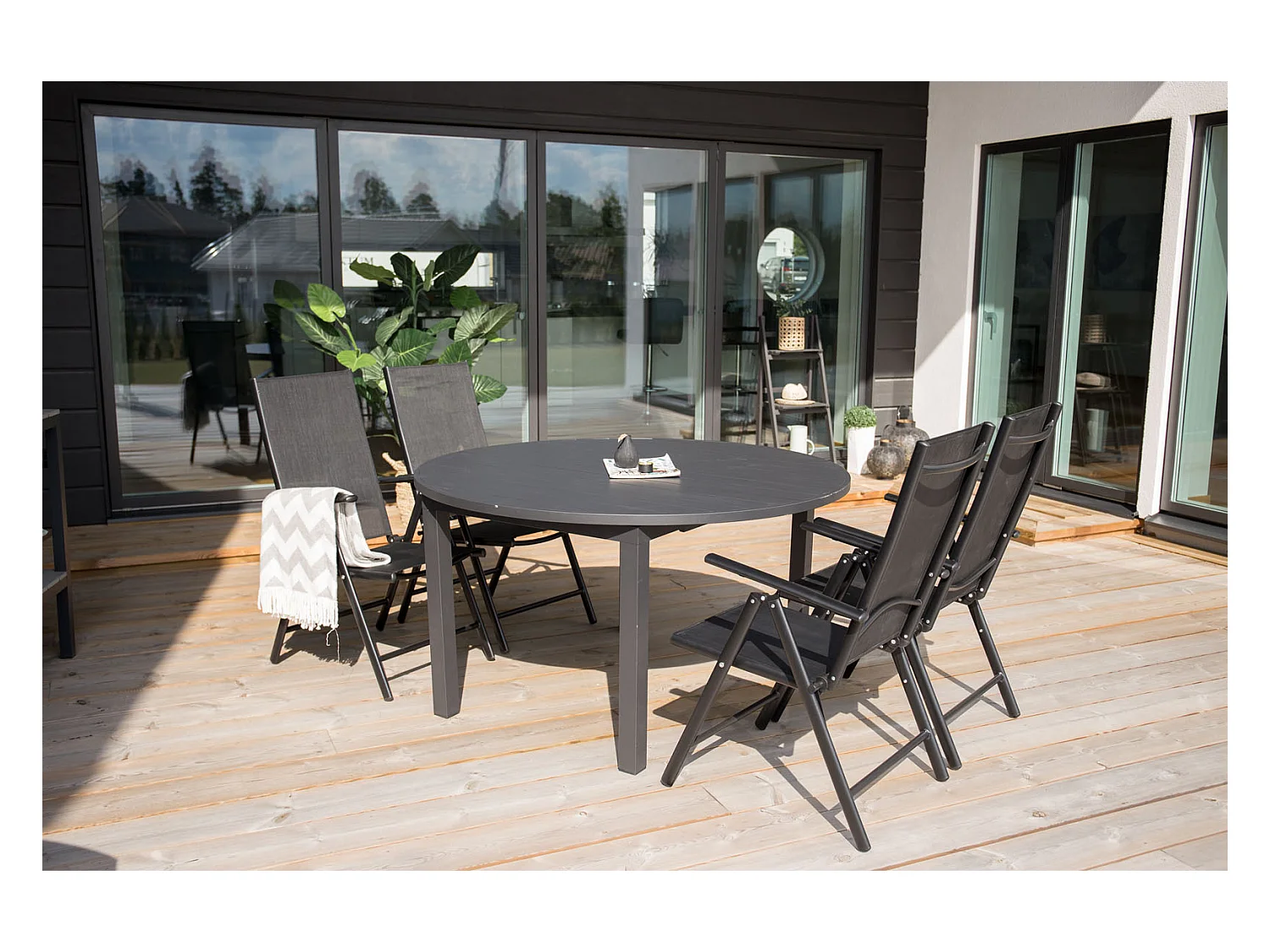 Marbella Esstisch Ø120cm schwarz.