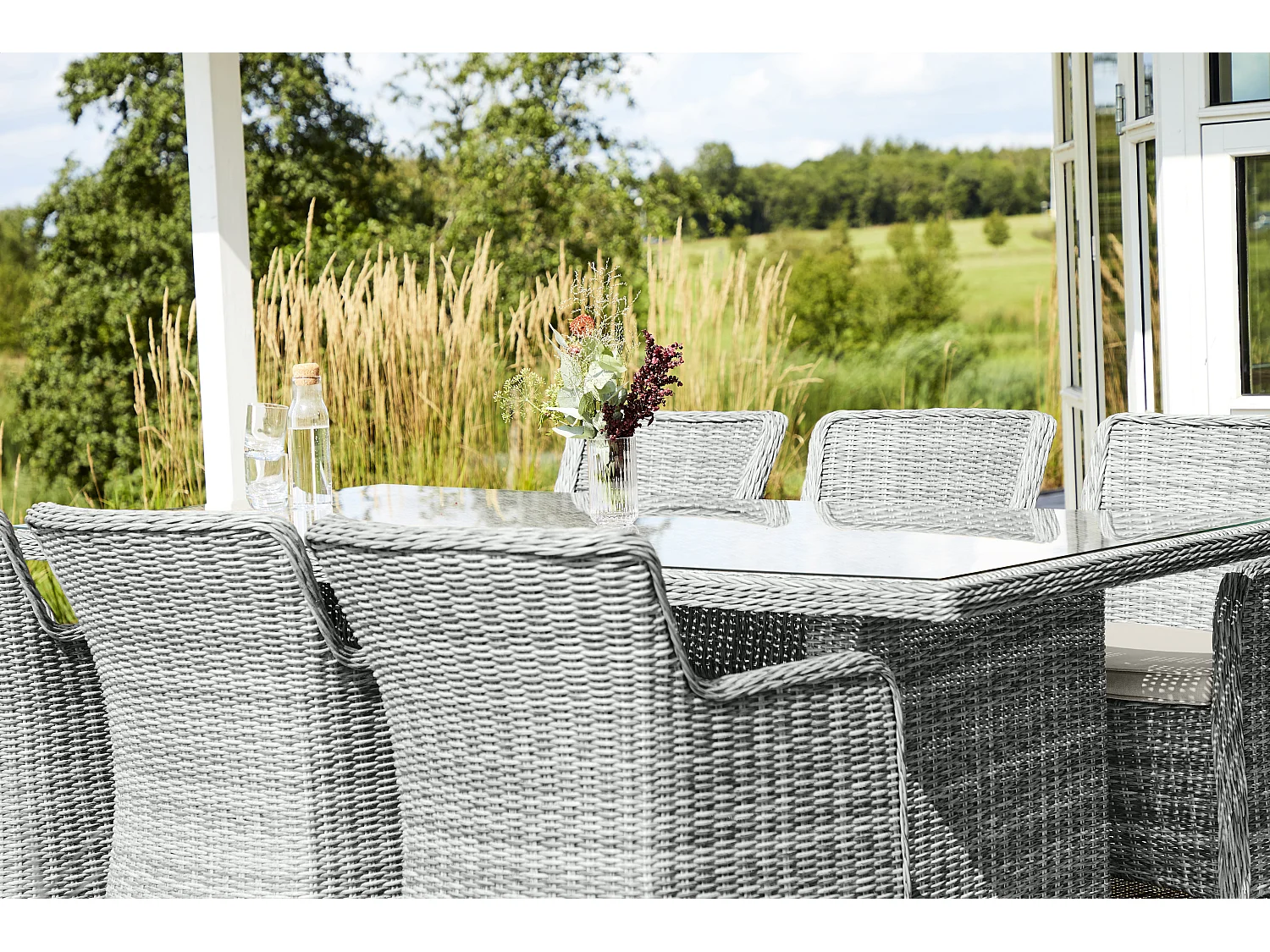 Vinor tuintafel 210 x 96 cm, met glasplaat, zand.