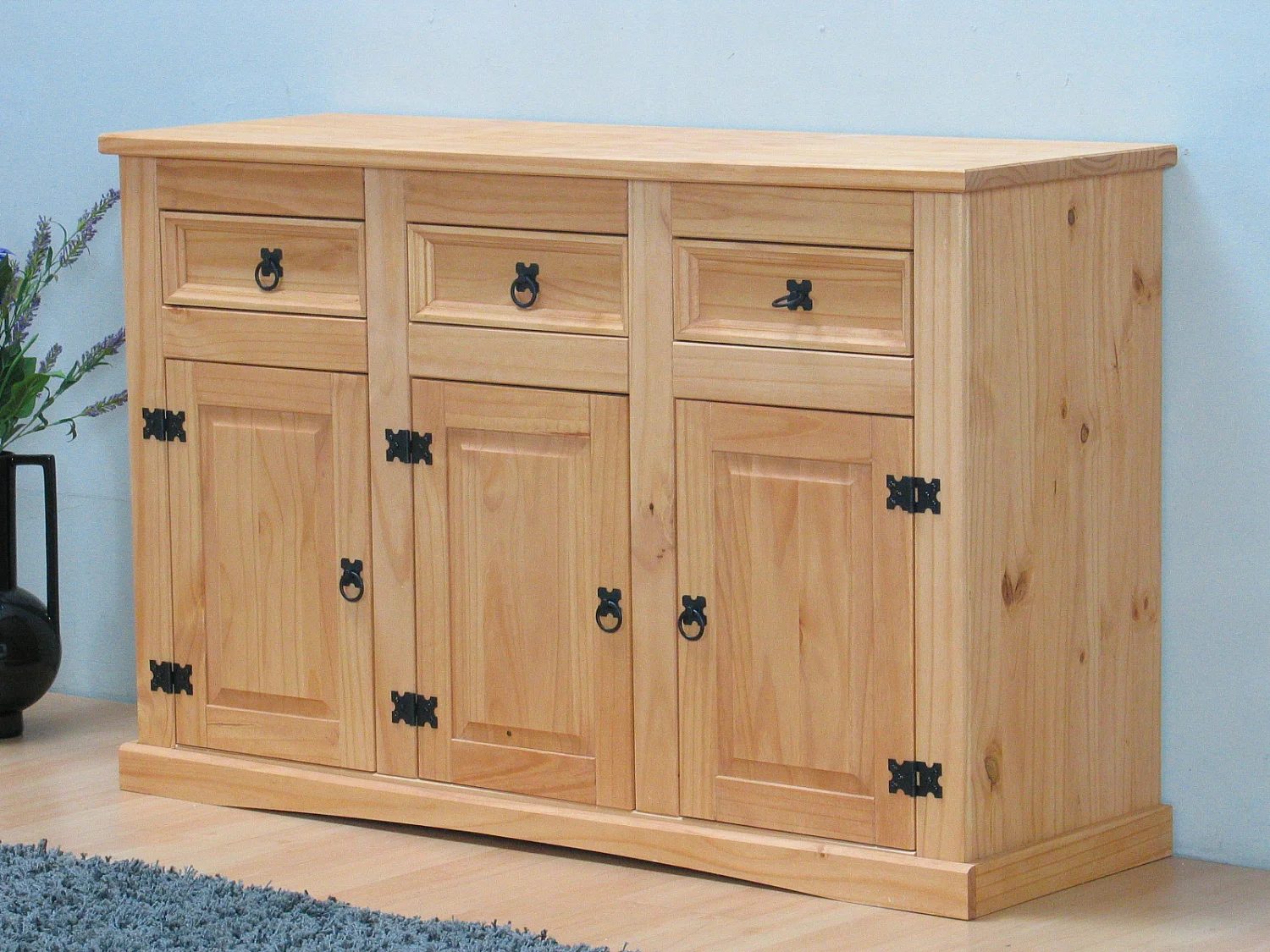 New Mexico Buffet, largeur 132 cm, hauteur 84 cm, avec 3 tiroirs et 3 portes, délavé/ciré.