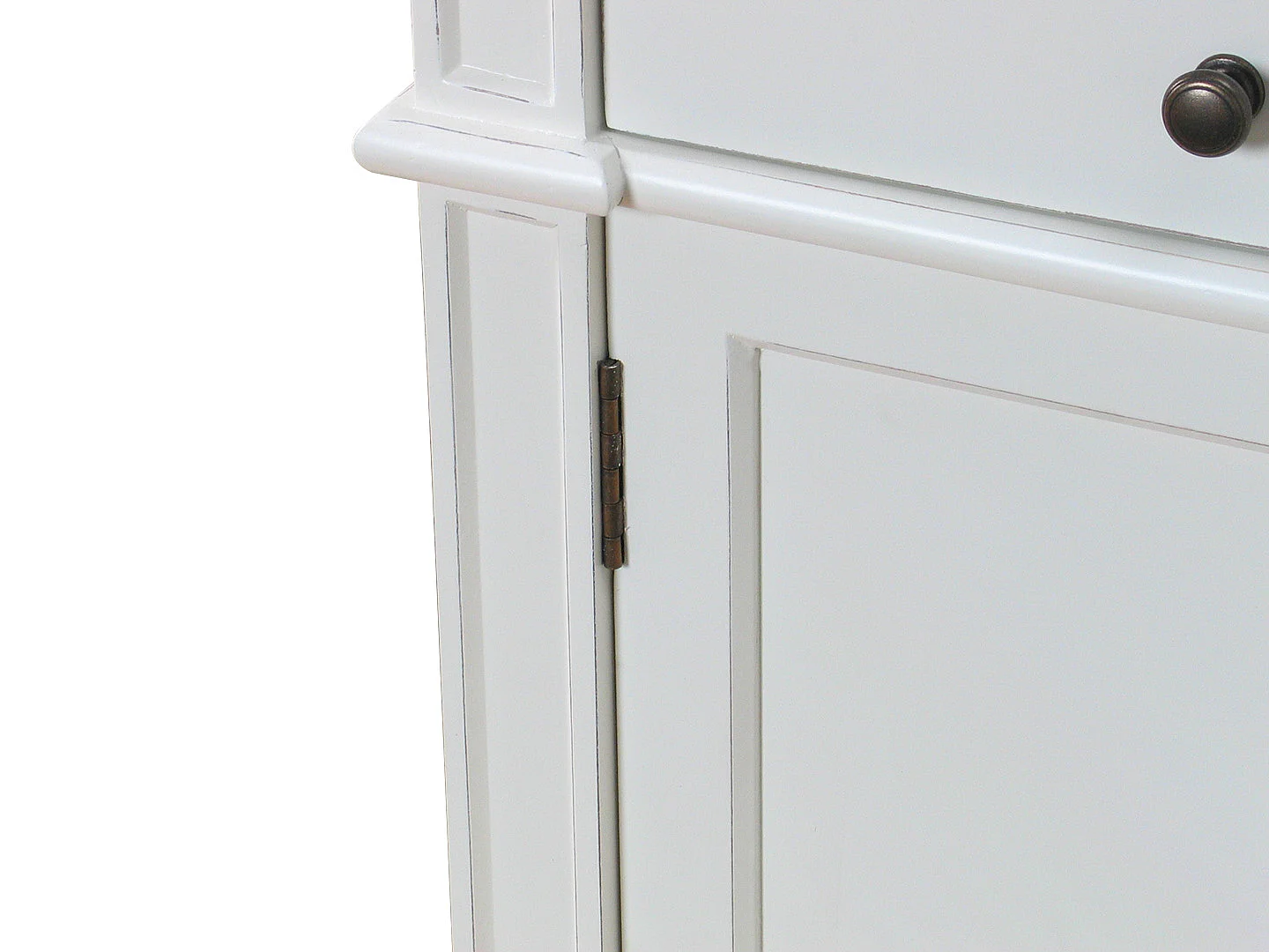 Amaretta Buffet vintage blanc, vintage patiné, avec 3 portes et 3 tiroirs, largeur 142 cm, hauteur 86 cm.