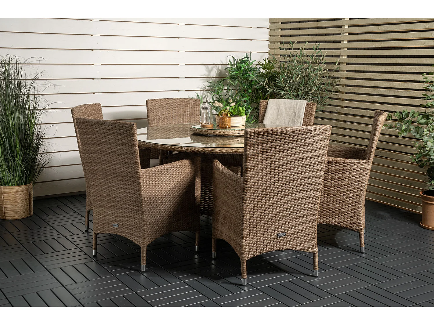 Malin Chaise de jardin avec accoudoirs, support d'assise inclus, empilable, naturel.