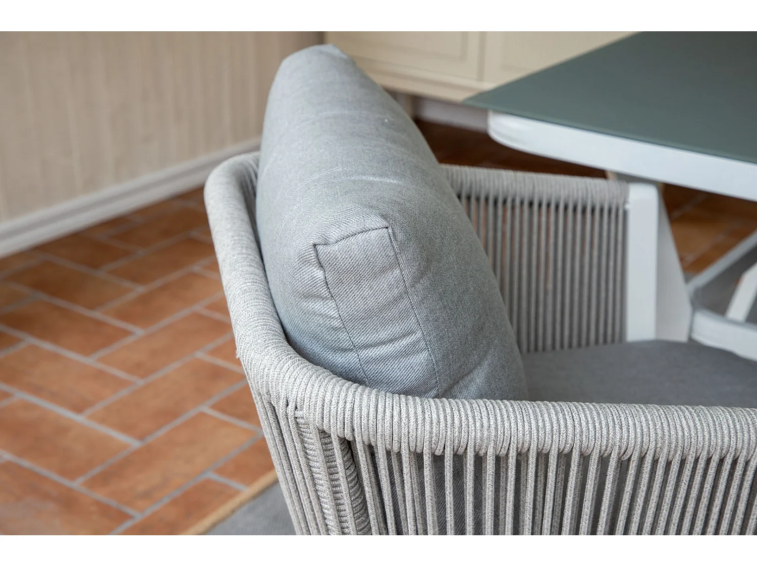 Virya tuinstoel incl. kussen witgrijs.