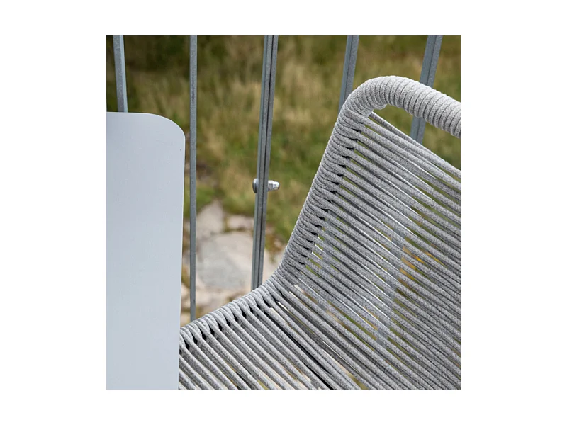 Lindos Garten Barhocker stapelbar hellgrau.