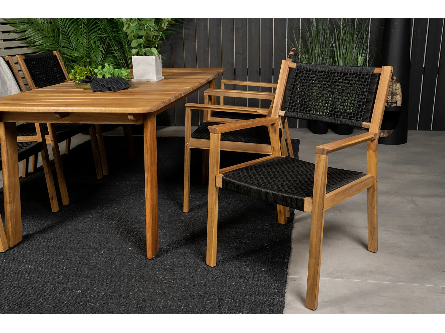 Little Gartenstuhl schwarze, Akazie.