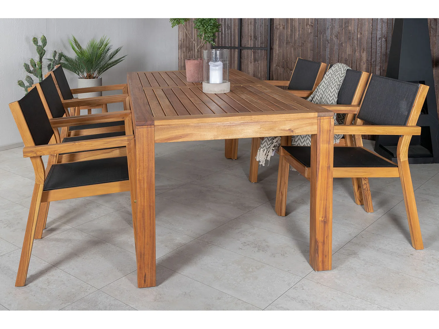 Venice Chaise de jardin, noir, teinte naturelle.