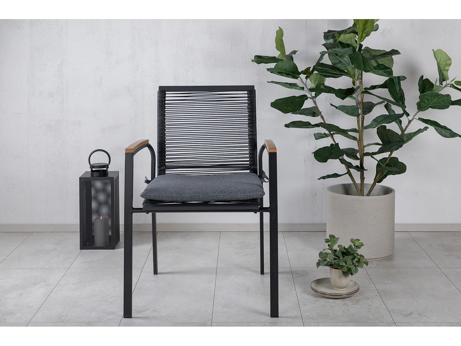 Dallas Chaise de jardin empilable, noir, naturel.