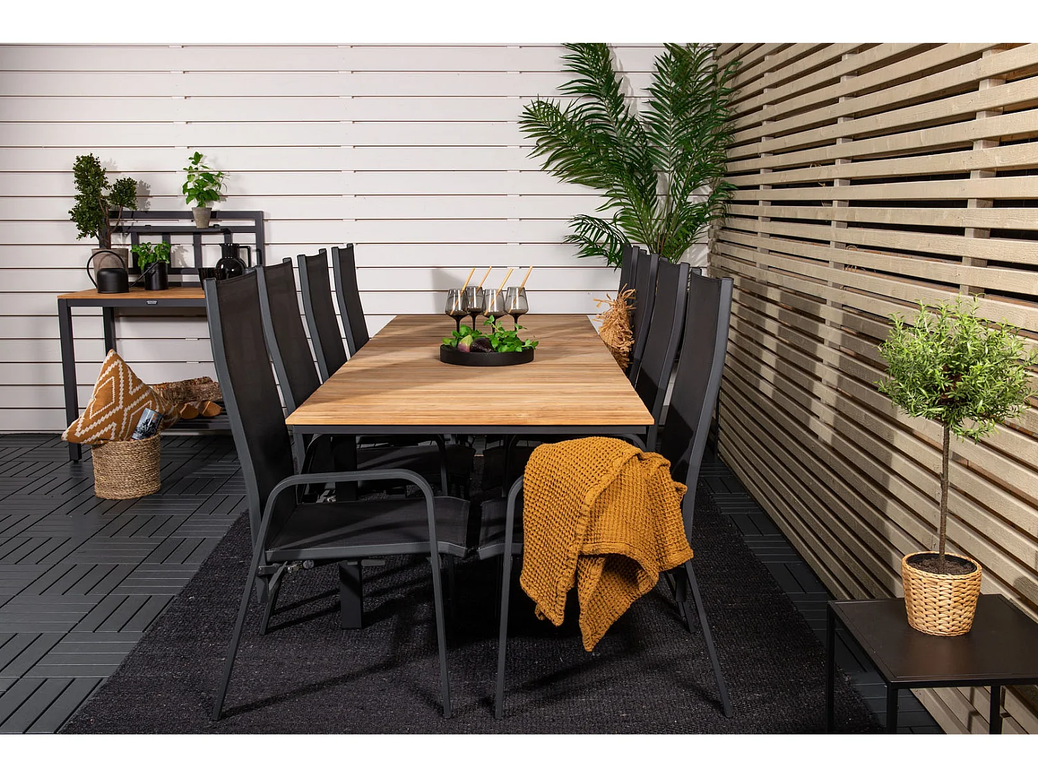 Copacabana Gartenstuhl stapelbar schwarz.