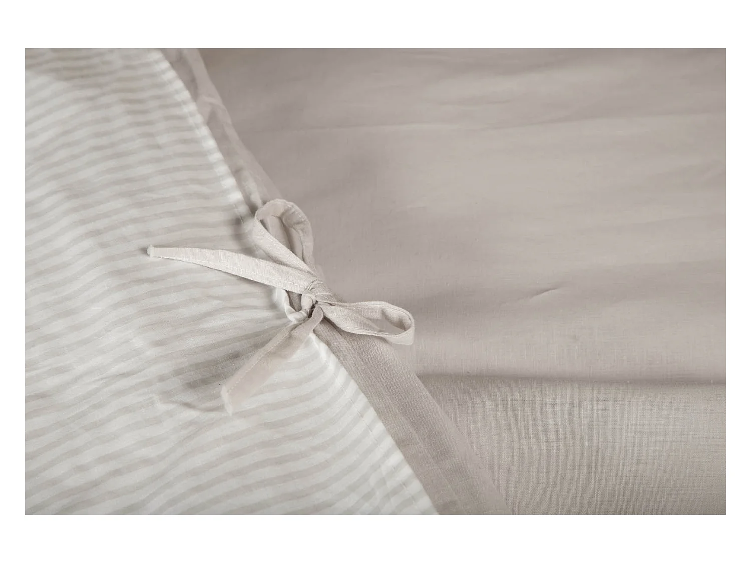 Jenna bedset 1 set 200x150cm lichtgrijs.