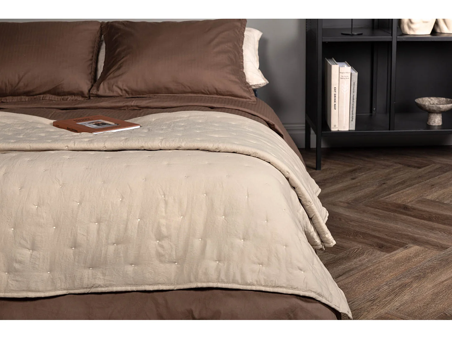 Sally Tagesdecke 260x260cm beige.