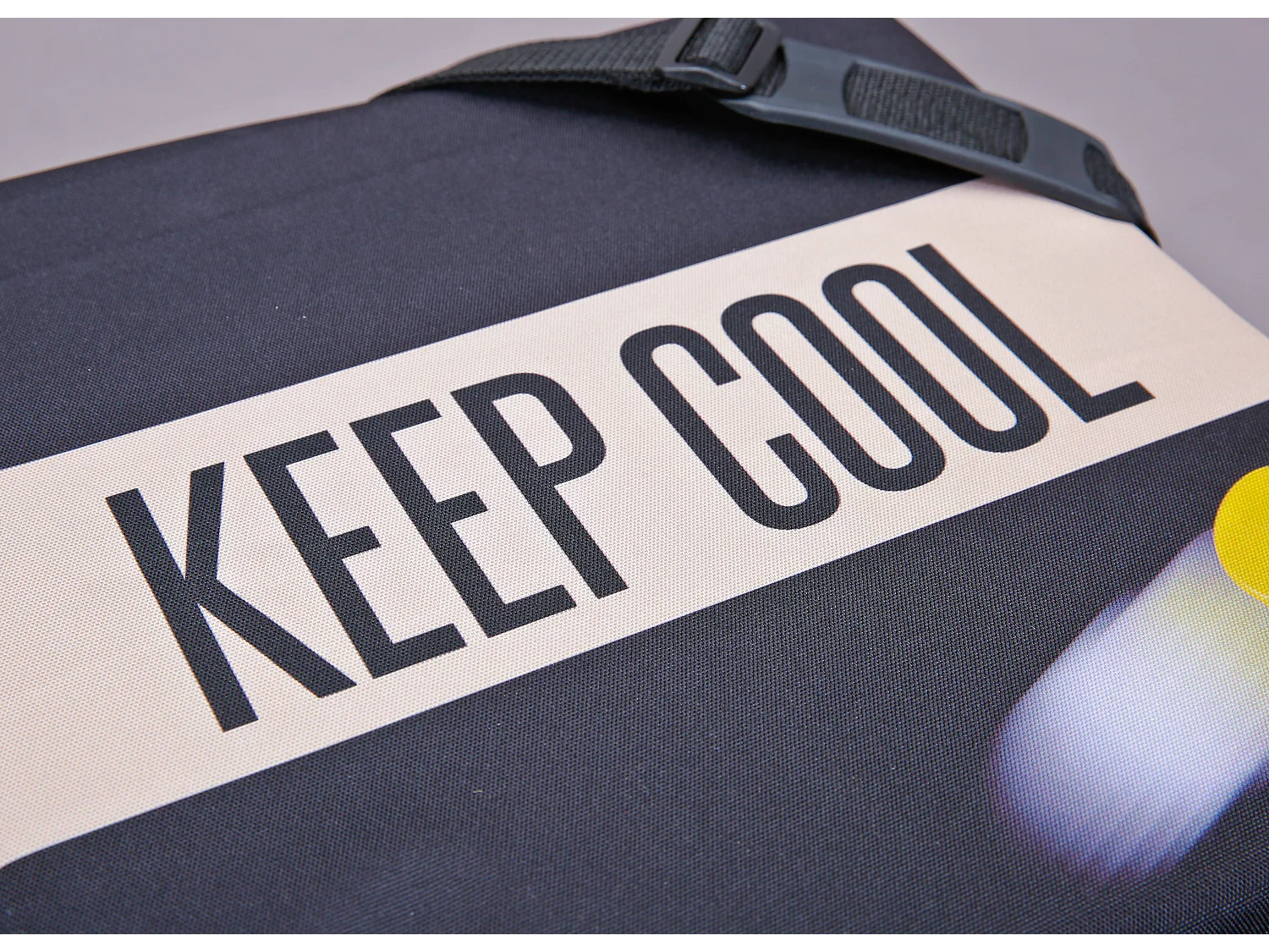 Cajas de almacenamiento Fabo, bolsa refrigeradora, taburete, con tapa, negro, blanco, naranja.