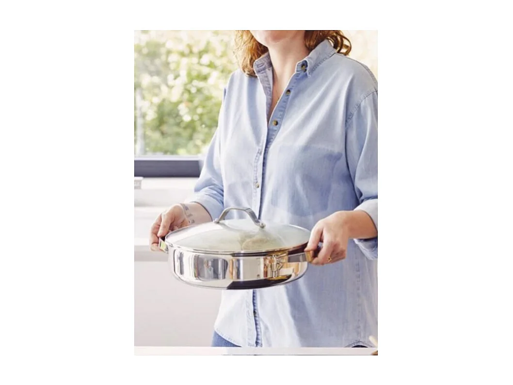 Sauteuse 2 anses Cicla avec couvercle en verre 28 cm en acier inoxydable recyclé