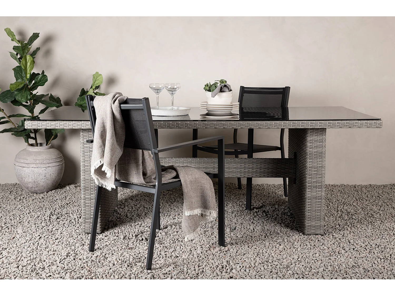 Padova eettafel tuin grijs.