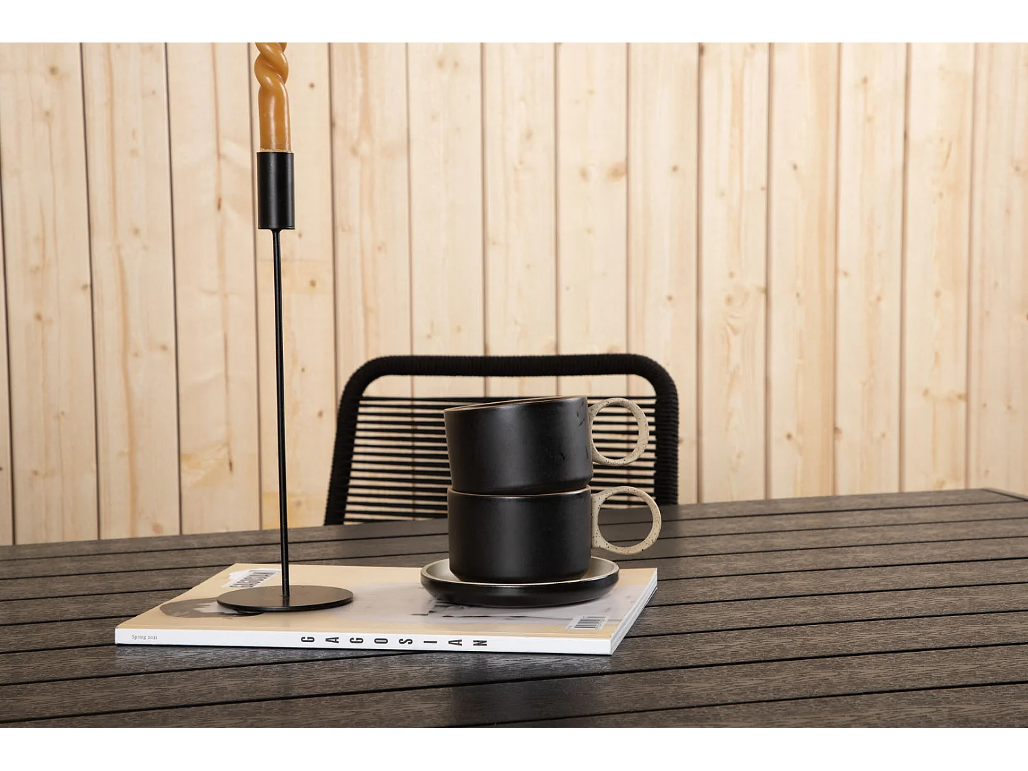 Break eettafel tuin zwart.