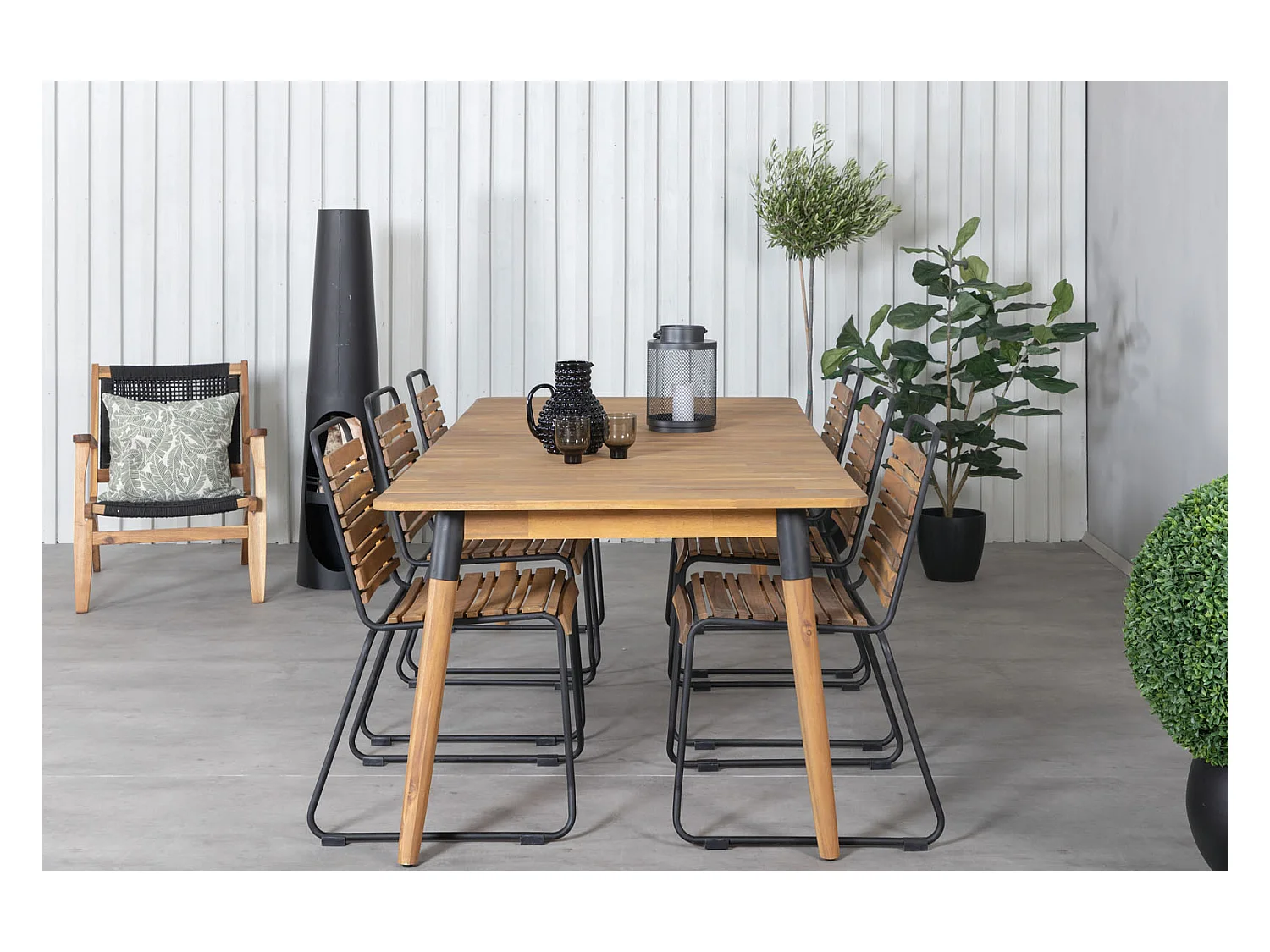 Julian Esstisch Teakholzoptik.