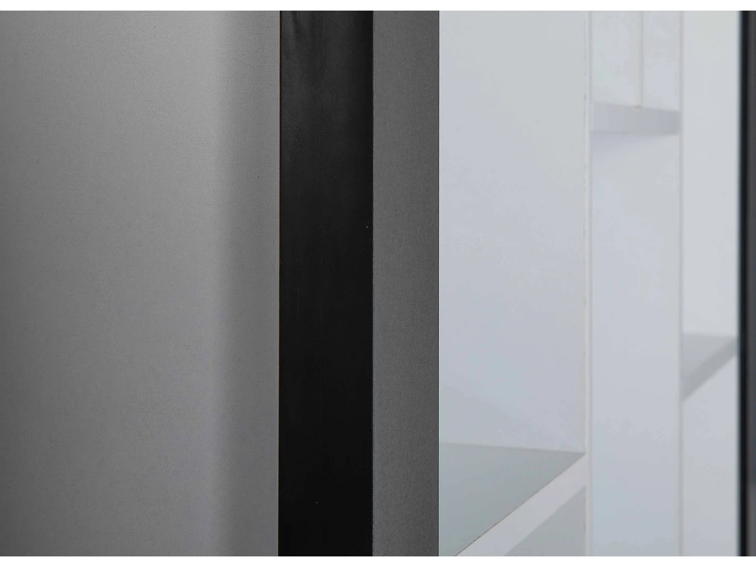 Quirs wandkast , wandplank met 9 vakken zwart en wit.